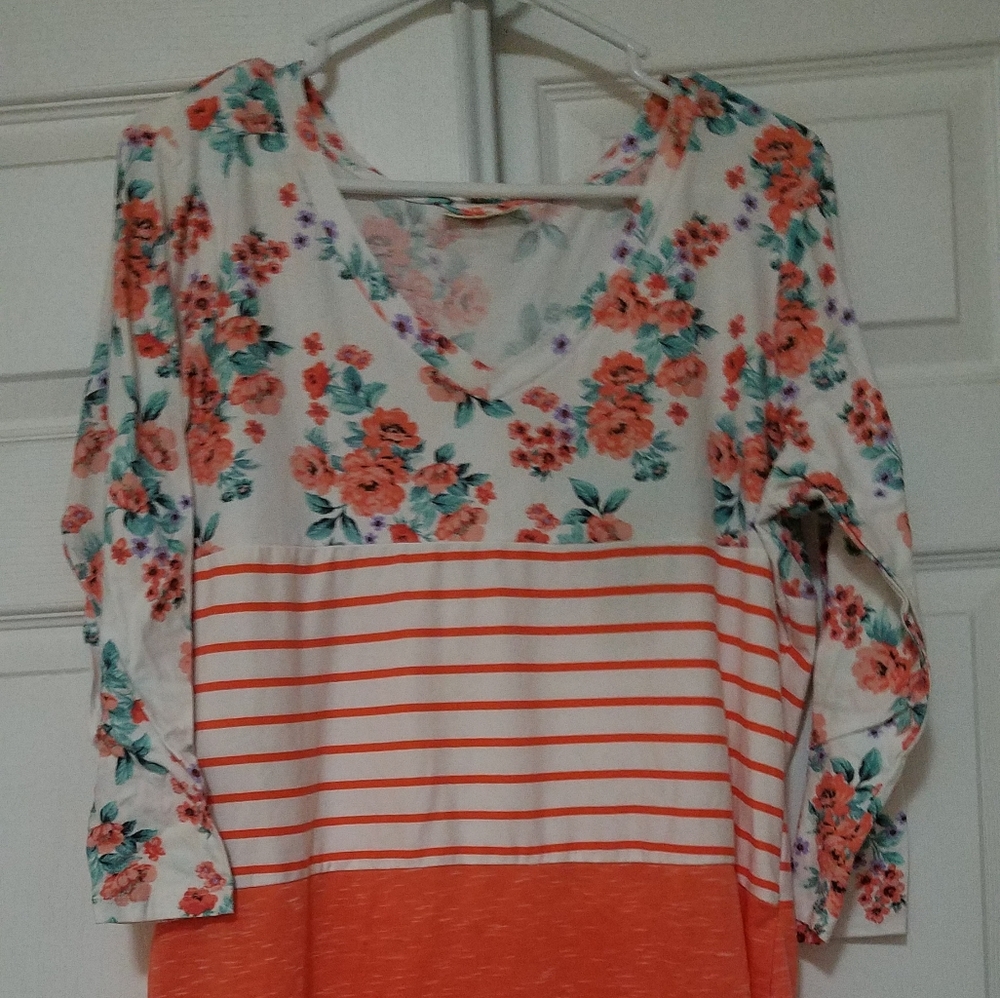 XL light orange (maybe) flower, stripe and heather
